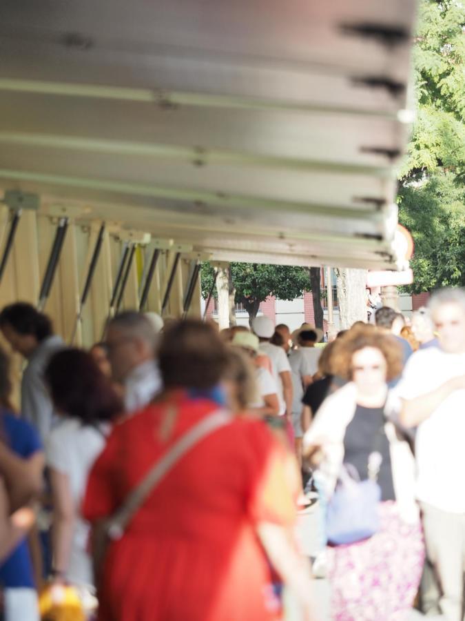 Apartamento Cruz Roja C Sevilla Kültér fotó